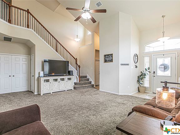 3rd image of 5858 Stanford Dr