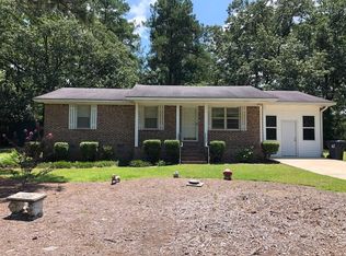 123 Crest Dr, Cochran, GA 31014