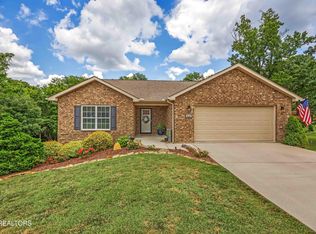 2121 Camley Ct, Maryville, TN 37801