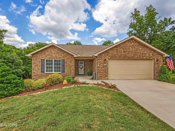 2121 Camley Ct, Maryville, TN 37801