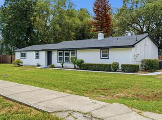 147 Colomba Rd, Debary, FL 32713