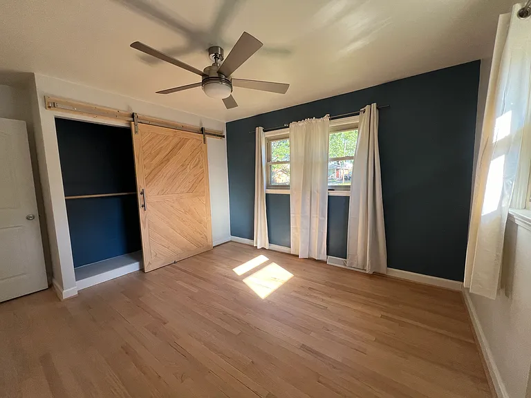 6012 Applegate Ln — Photo 8