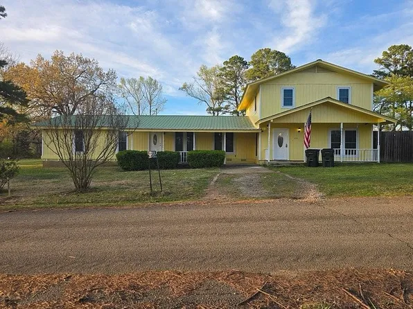 403 E 9th St, Wright City, OK 74766