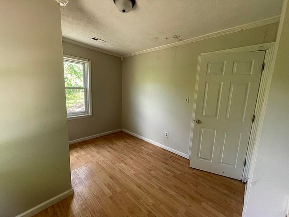 12th image of this home