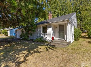 17030 14th Ave NE, Seattle, WA