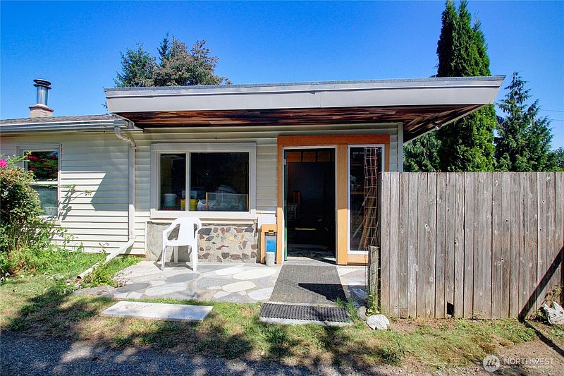 4th image of 6749 Guide Meridian Road