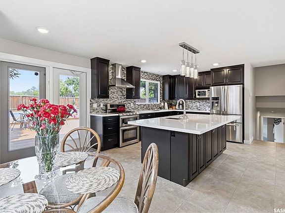 4th image of 122 Assiniboine DRIVE