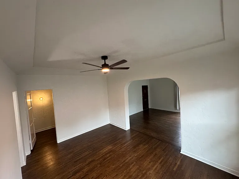 1874 S Redondo Blvd #1874 — Photo 22