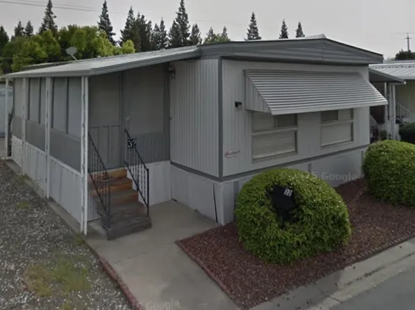 8600 W Ln, Stockton, CA 95210