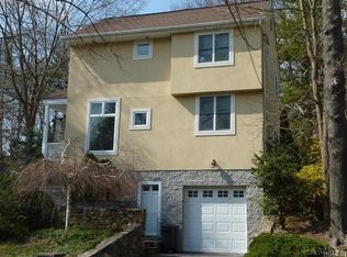 30 Garretson Rd, White Plains, NY 10604