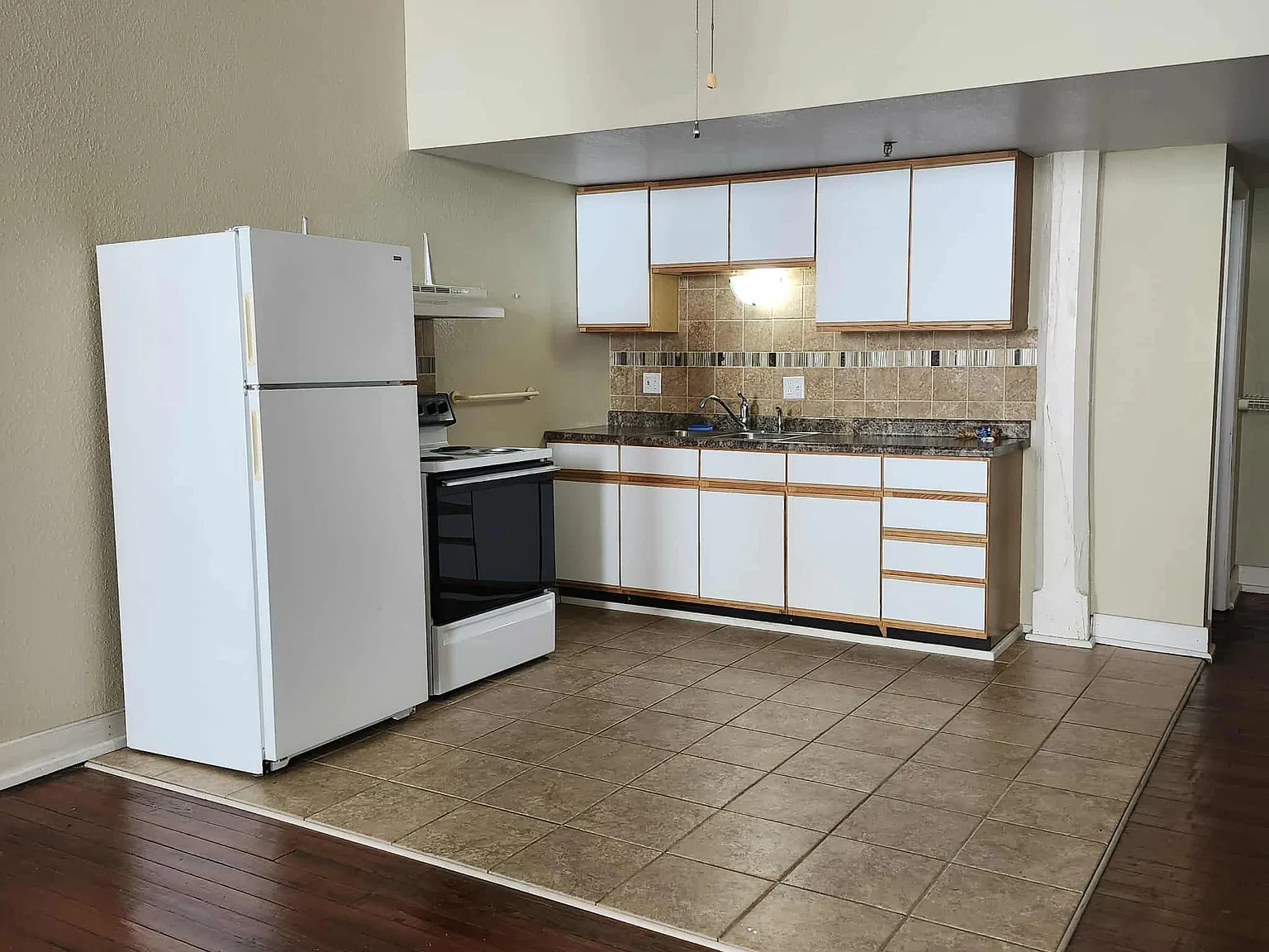 1 bed, 1000 sqft, $750 — Photo 4
