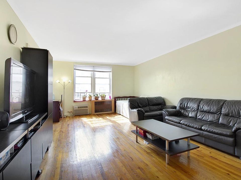 1st image of 1717 E 18th St APT 5B
