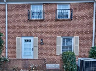 2970 E Saint Marks #B, Winston Salem, NC 27103