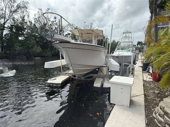 3660 NE 166th St #101-40, North Miami Beach, FL 33160