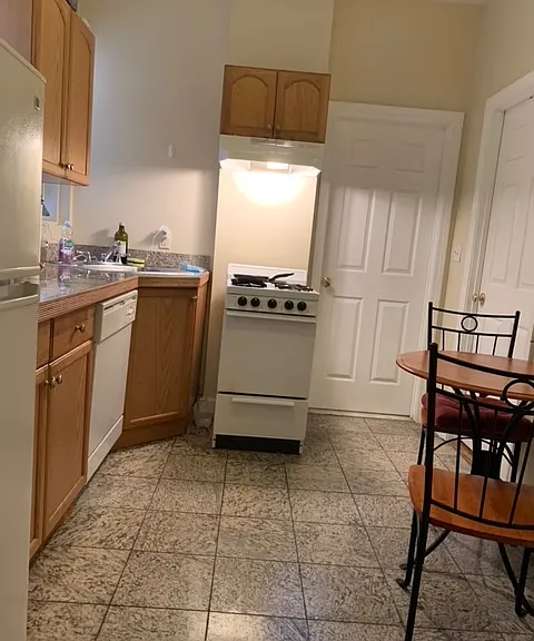 38 Hemenway St #7 — Photo 24