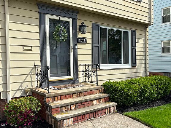 2nd image of 8016 Pelham Dr