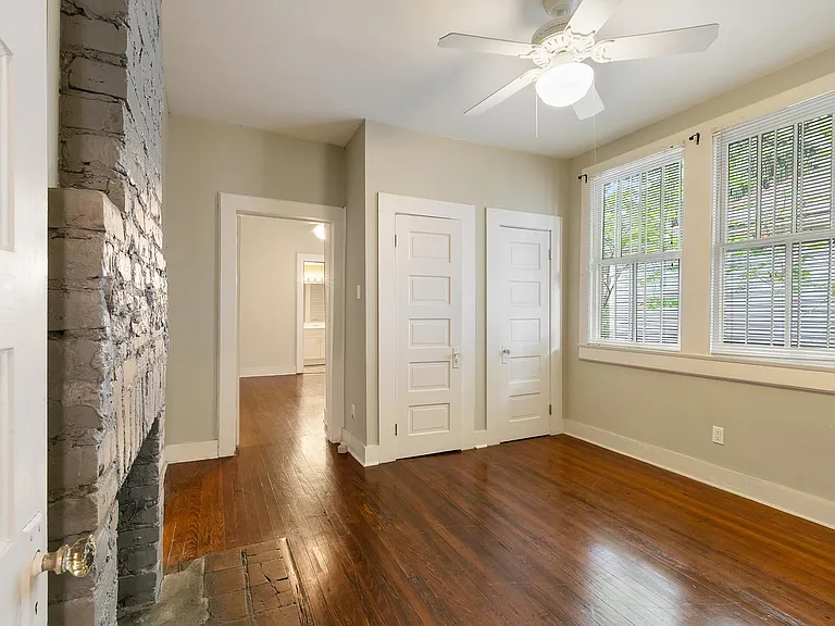 2413 Lowerline St — Photo 13