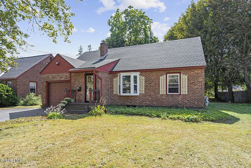 3rd image of 6 Witbeck Drive