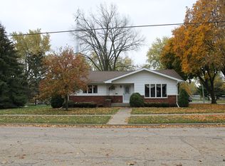 412 N Grove St, Reedsburg, WI 53959