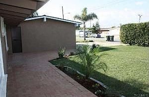 3rd image of 9472 Joyzelle Dr