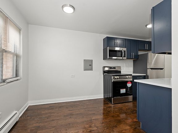 4th image of 8039 S King Dr APT 304