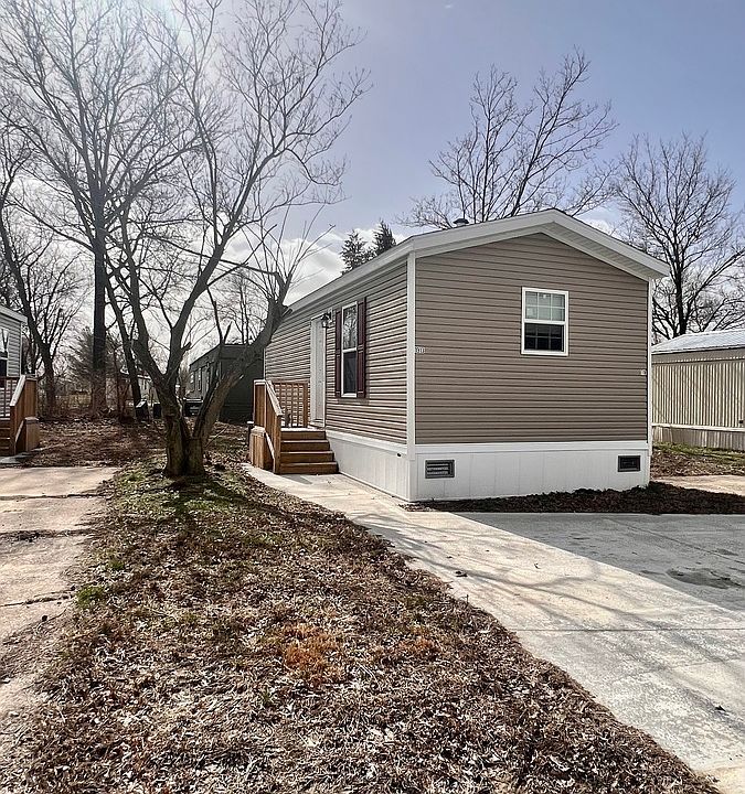 1st image of 1913 Hood Ave #70