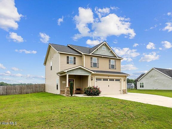 2nd image of 423 Planters Ridge Drive