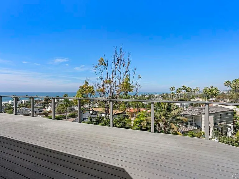 1654 Camino Del Mar #UPPER — Photo 50