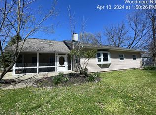 449 Woodmere Dr, Berea, OH 44017