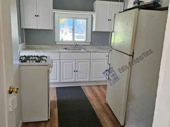 613 N Main St #1, Meadville, PA 16335