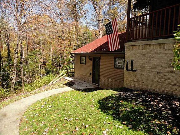 3rd image of 318 Ohio Ln