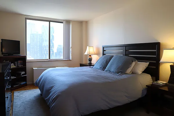 Sold by UPIA Properties LLC | media 37