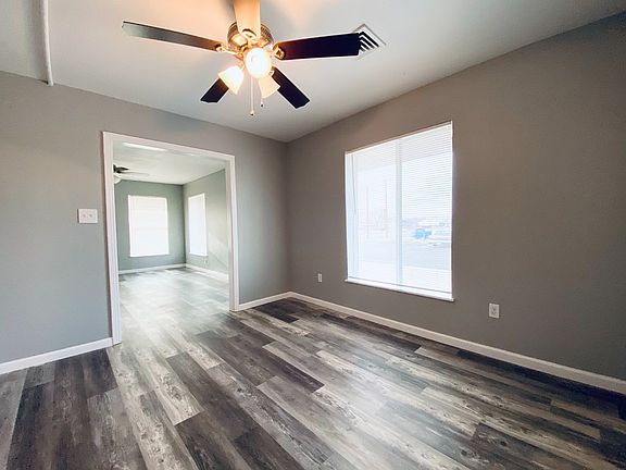 3rd image of 3608 N Chadbourne St