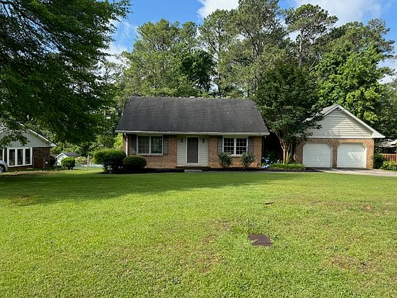 2nd image of 3930 Manor House Dr