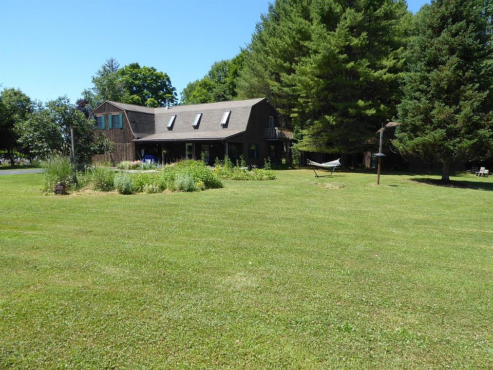 1st image of 67 Wells Ave