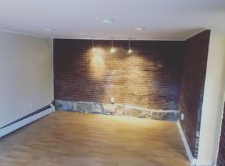 32 Grove St #E, Dover, NH 03820