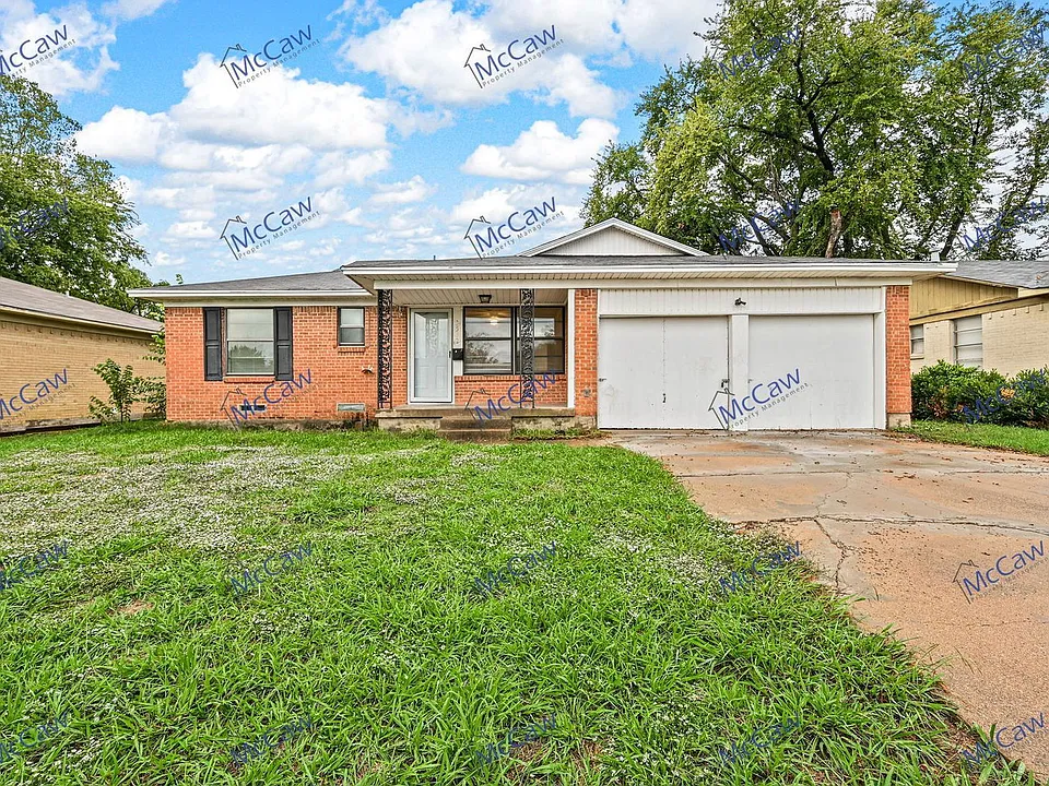 3532 Hilton Dr