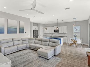 201 Bridgeton St, Saint Johns, FL 32259