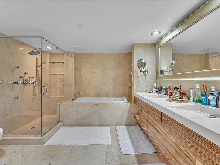 465 Brickell Ave #1001 — Photo 26