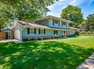 7400 Aurora Ave, Urbandale, IA 50322