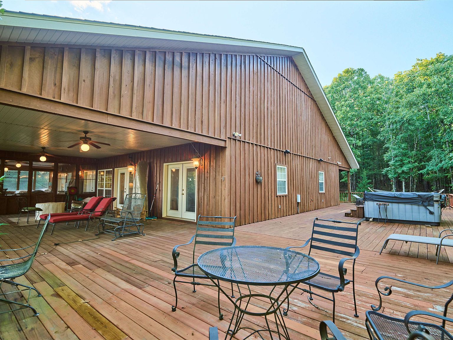 4 Kee Trl, Hardy, AR 72529 | MLS #25032877 | Zillow