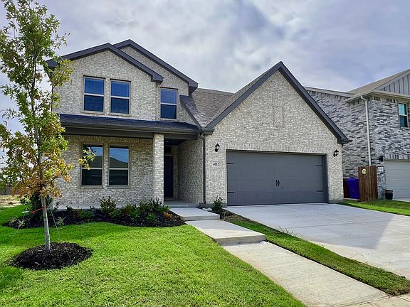 2nd image of 4012 De Berry Ln