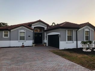 14975 SW 11th Ln, Miami, FL 33194