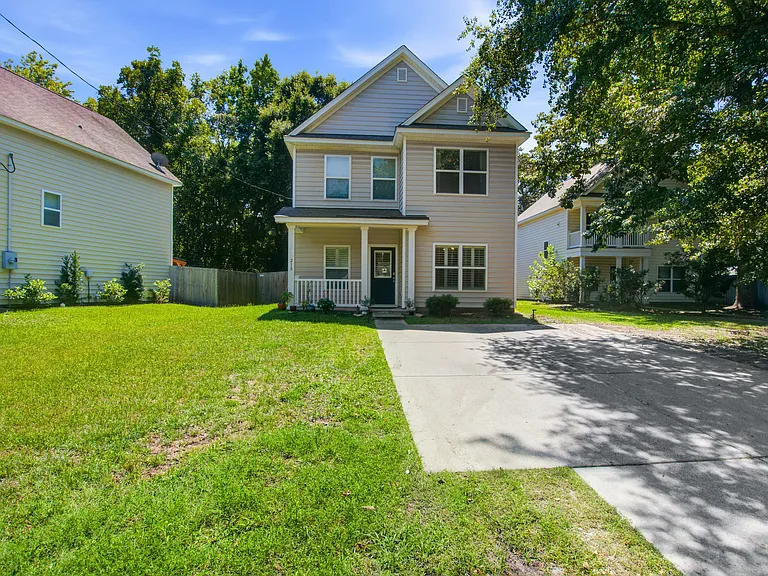 21 Oak Forest Dr #B — Photo 13