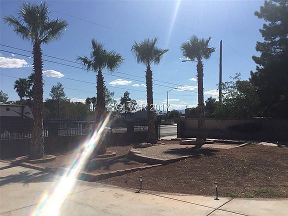 2nd image of 5844 W Oakey Blvd