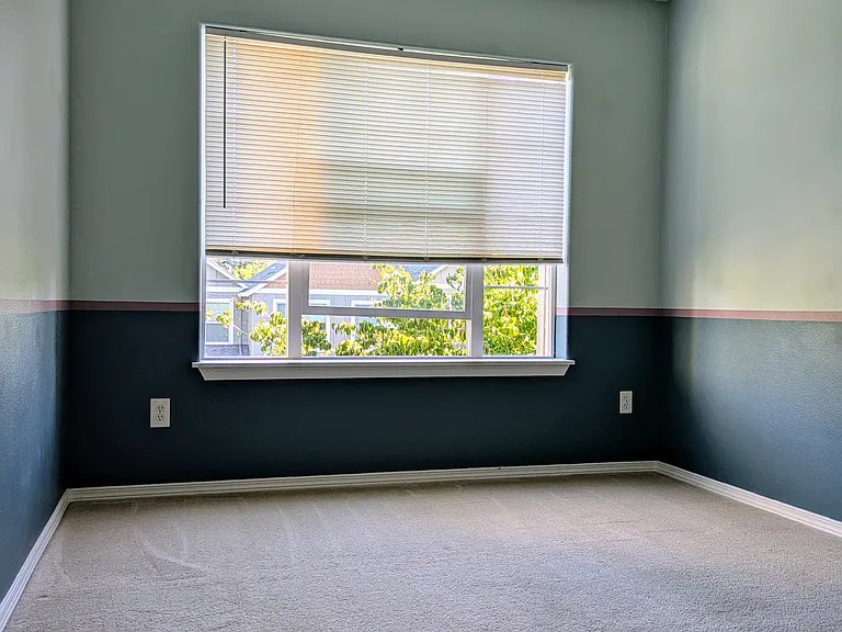 2nd guest bedroom