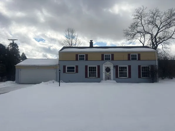 25542 Concord Dr, Beachwood, OH 44122