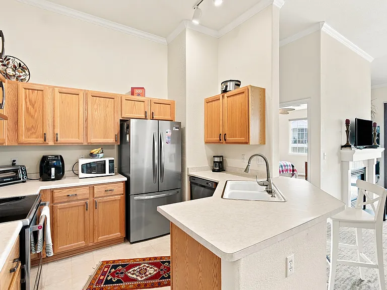 1153 S Alton St #B — Photo 6