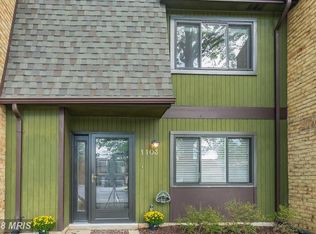 1103 Waterford Pl, Herndon, VA 20170
