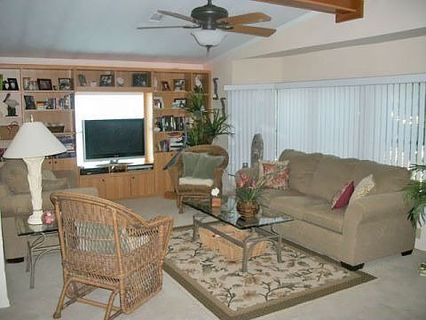 3rd image of 320 San Remo Ln